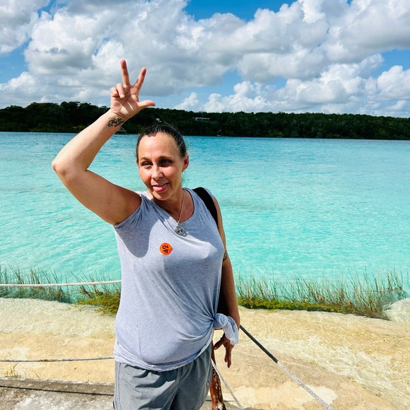 Meet your Posher, Steff - Picture 3 of 3